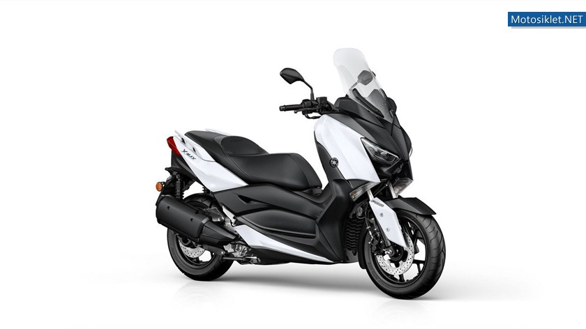 yamaha-x-max-300-2017_35
