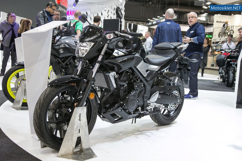milan-motosiklet-fuari-2015-yamaha_42