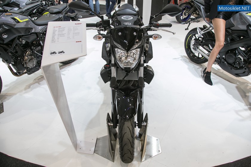 milan-motosiklet-fuari-2015-yamaha_44