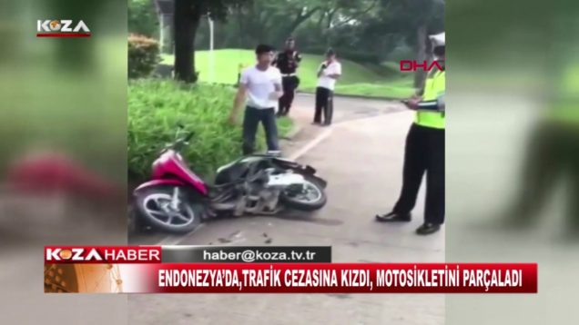 Trafik cezasına kızdı, motosikletini parçaladı