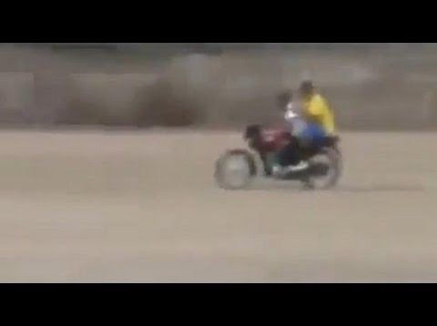 Kalesine motosiklet ile geri dönen kaleci