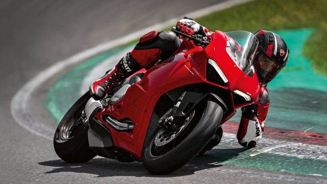 Ducati Panigale V2 2020 Red Essence