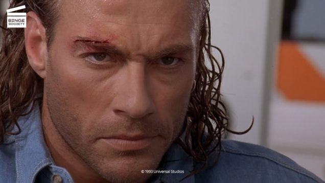 Jean-Claude Van Damme Zor Hedef filmindeki motosiklet sahnesi