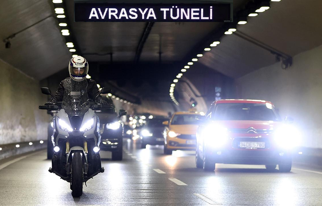 avrasya-tuneli-motosiklet-gecis.jpg