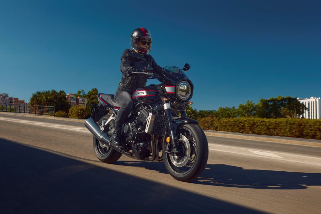 548954_26YM_Honda_CB1000F-1024x683.jpg
