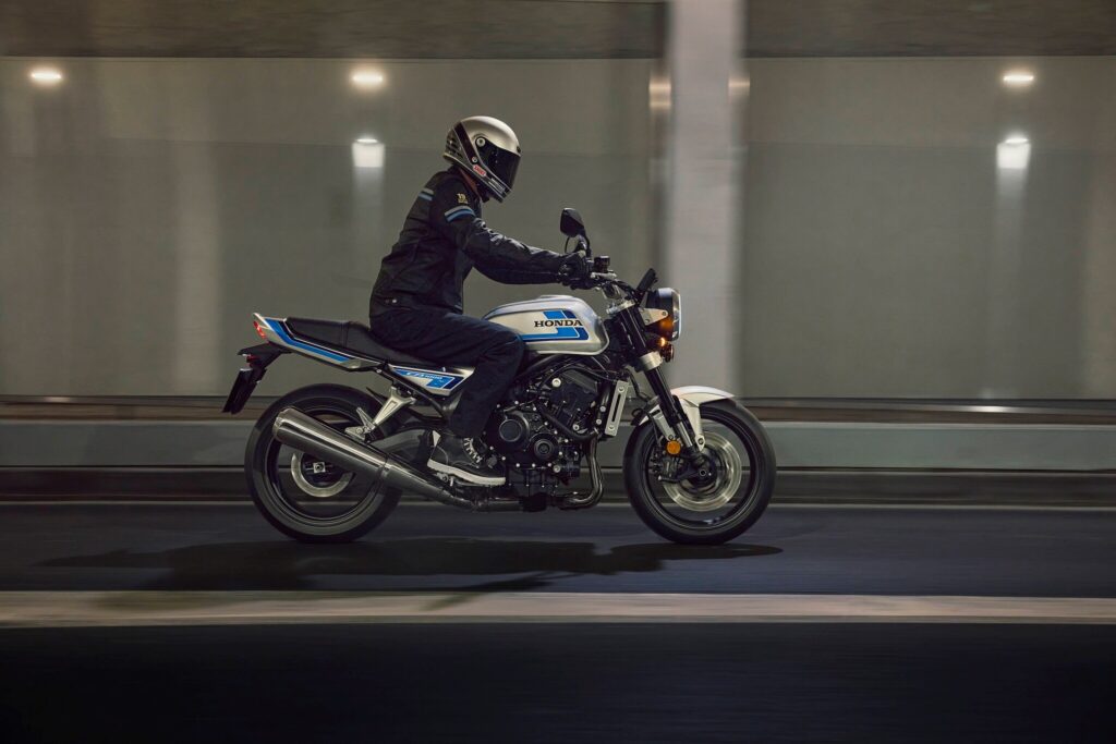 548958_26YM_Honda_CB1000F-1024x683.jpg