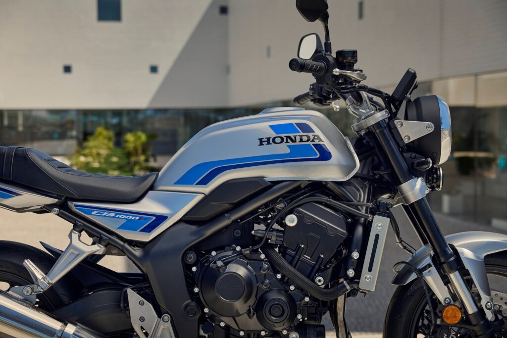 548972_26YM_Honda_CB1000F-1024x683.jpg
