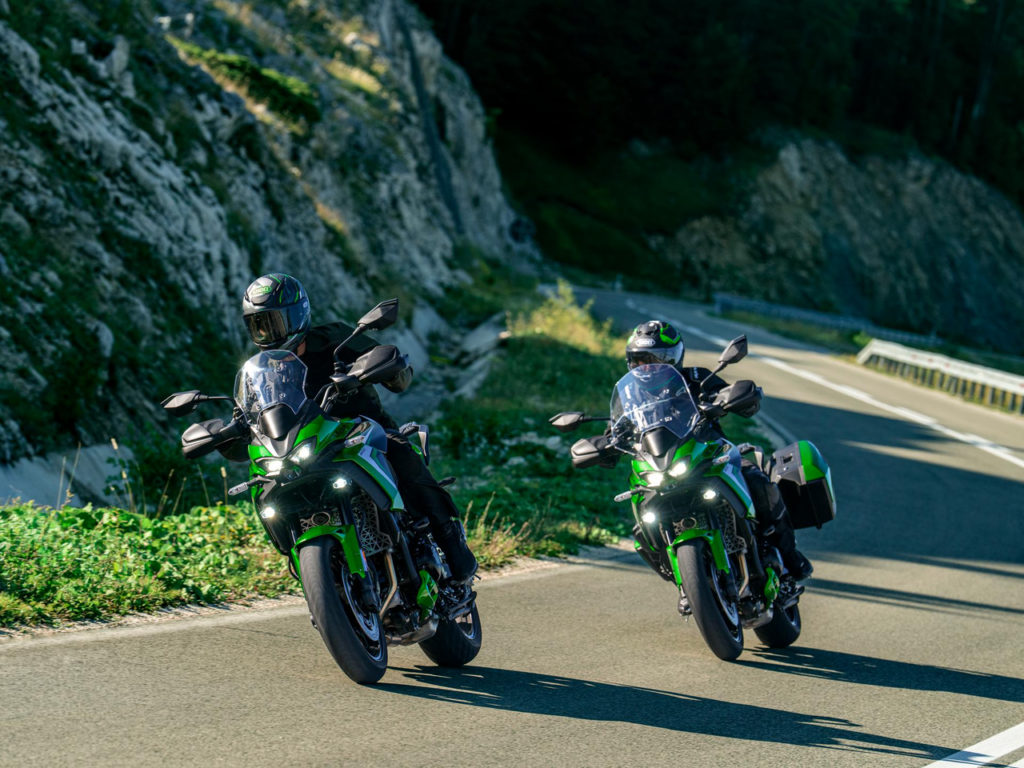 kawasaki-versys-900-03-1024x768.png