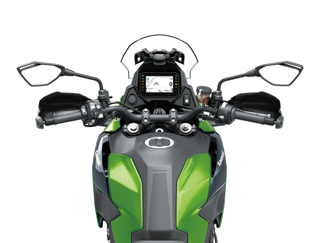 kawasaki-versys-900-05-1024x781.png